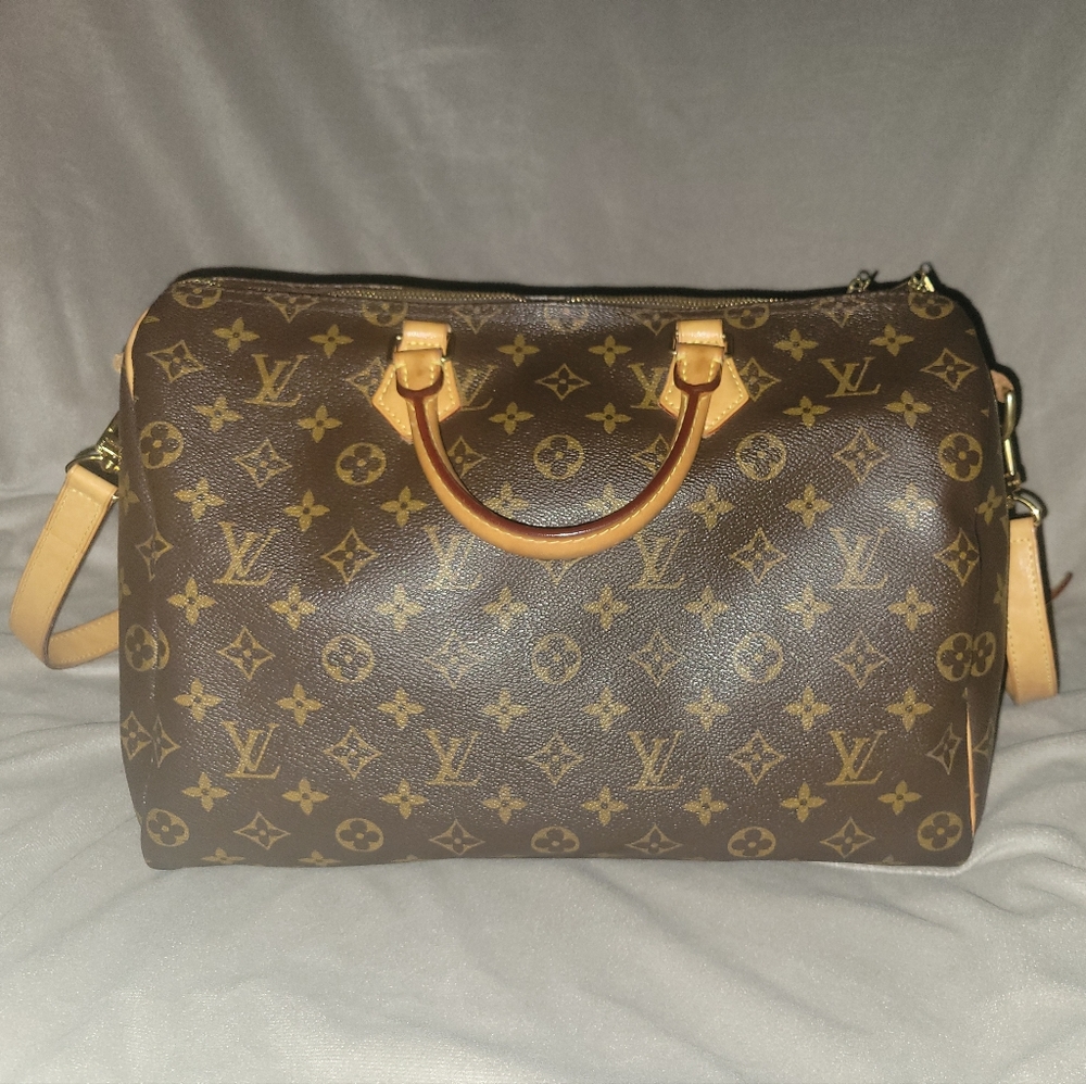 LOUIS VUITTONMonogram Speedy Bandoulière 35